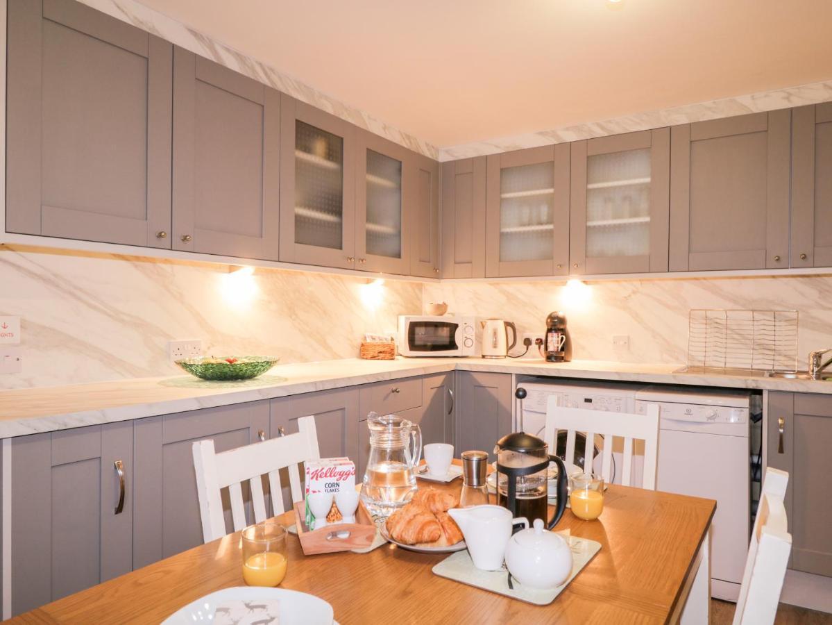 Stonywood Cottage Drumnadrochit Bagian luar foto